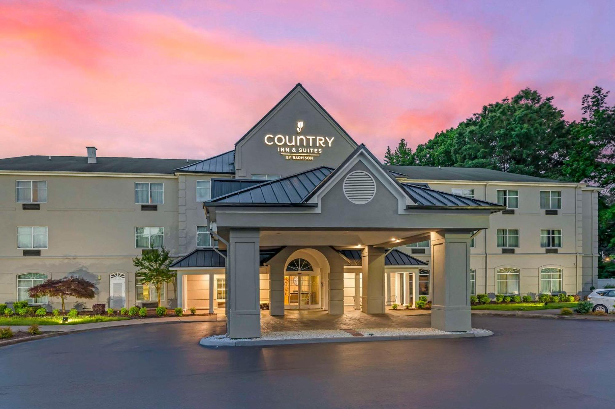 Country Inn & Suites By Radisson, Newport News South, Va ภายนอก รูปภาพ